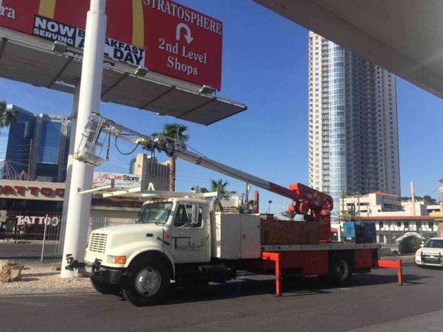 Worker falls from sign crane near Stratosphere in Las Vegas