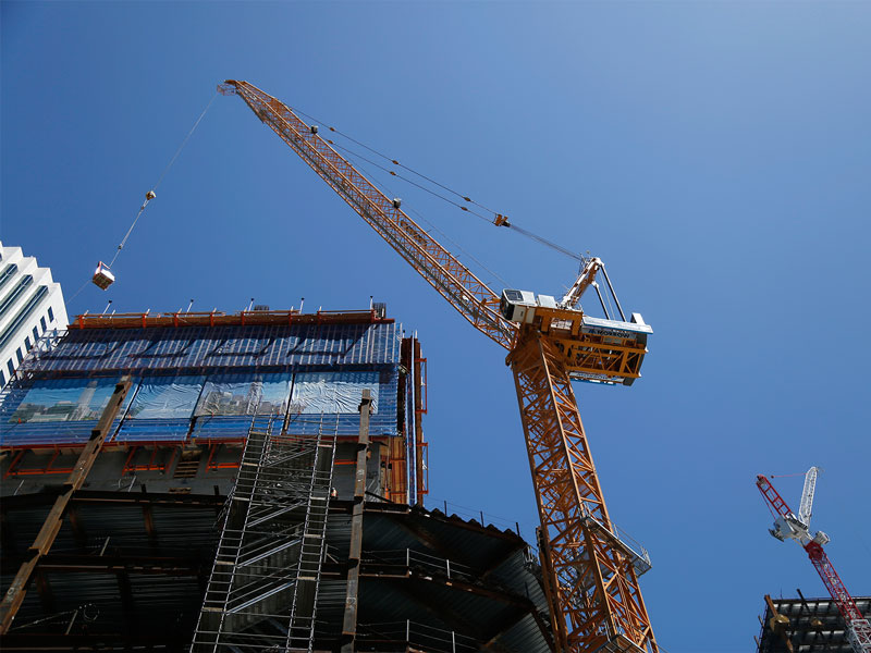 Amid building boom, San Francisco turns attention to crane safety
