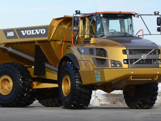 Sales remain down for Volvo and JLG