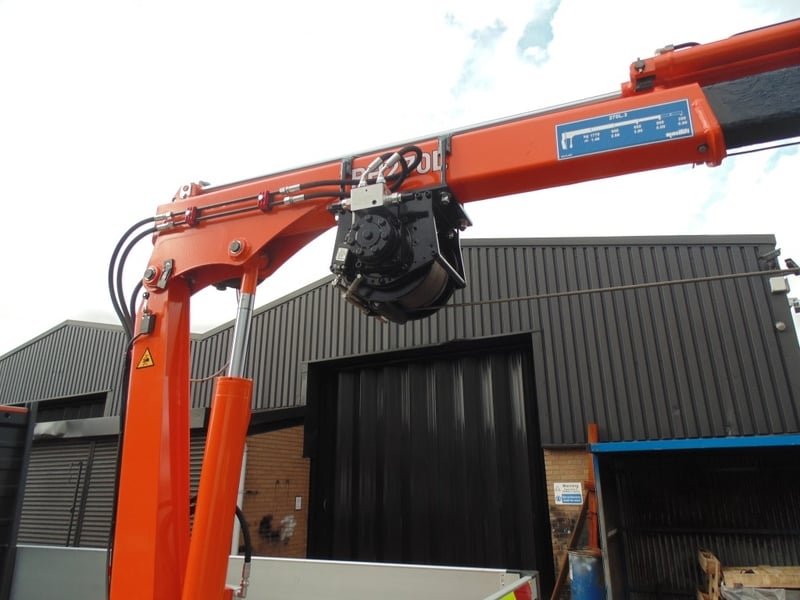 Swarco & UK's Penny Hydraulic Lifting Highway Safety to New Heights