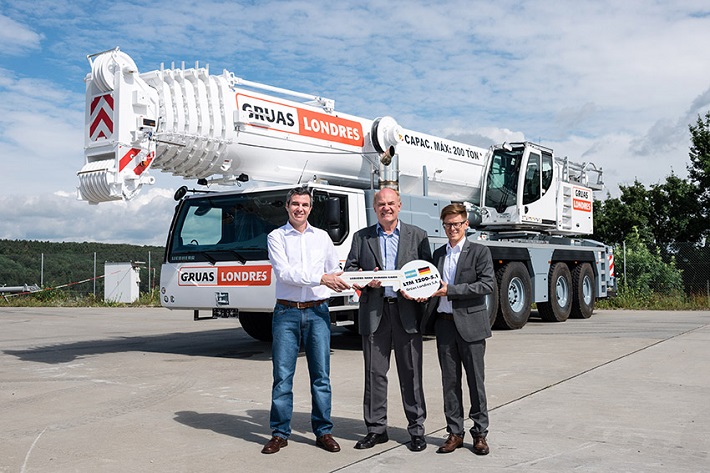 LTM 1200-5.1 for Argentina – Gruas Londres adds Liebherr mobile crane to its fleet