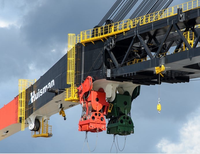 Huisman offshore inks $338 million of crane orders
