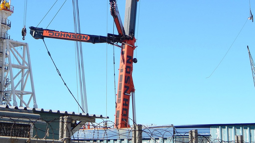Johnson Crane Hire Makes Light Work Of Heavy Lift in South Africa
