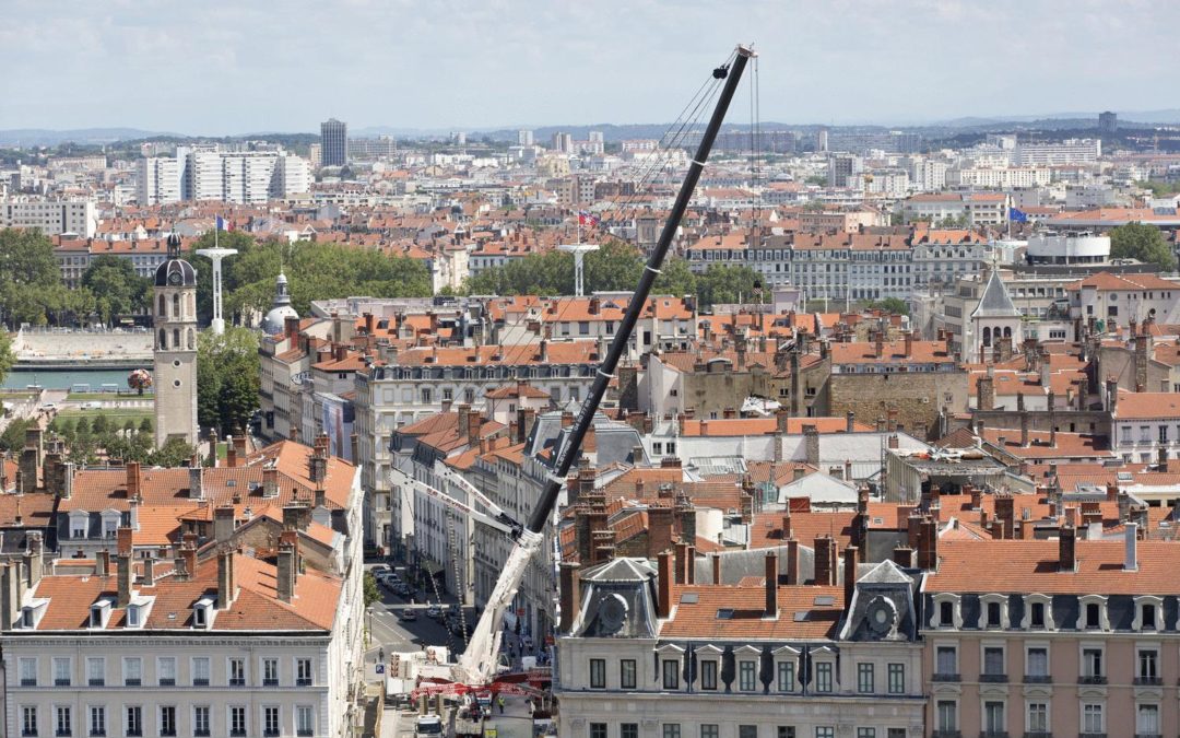 French firms adds impressive 1200-ton Liebherr LTM 11200-9.1 All Terrain Mobile Crane to line up.