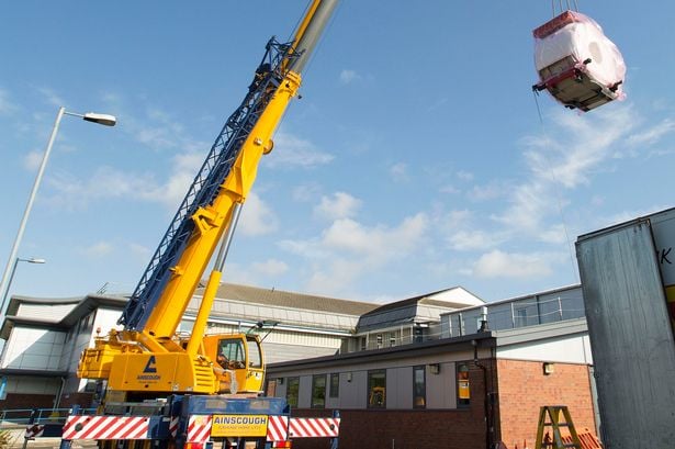 Ainscough Crane Hire installs £1m MRI scanner at Hospital in UK