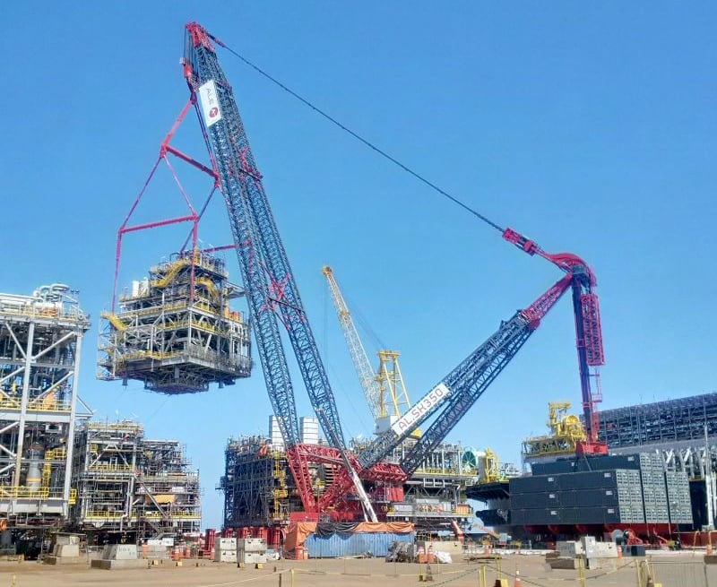 ALE Heavy Lift performs inaugural lifts in Brazil with world’s largest capacity land based crane