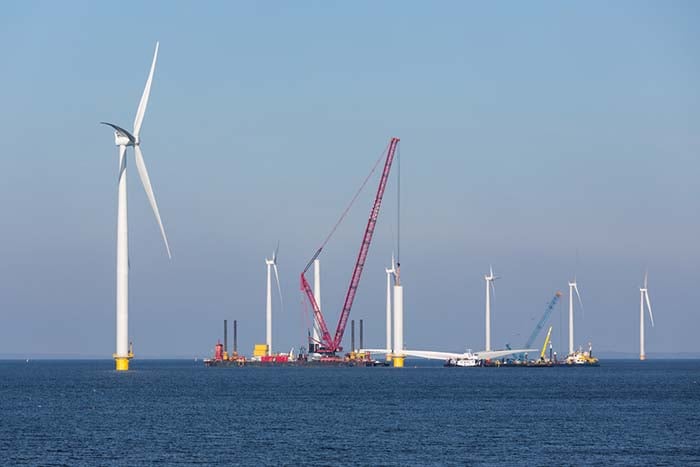 SAL Heavy Lift lands big offshore wind contract being developed in the Irish Sea.