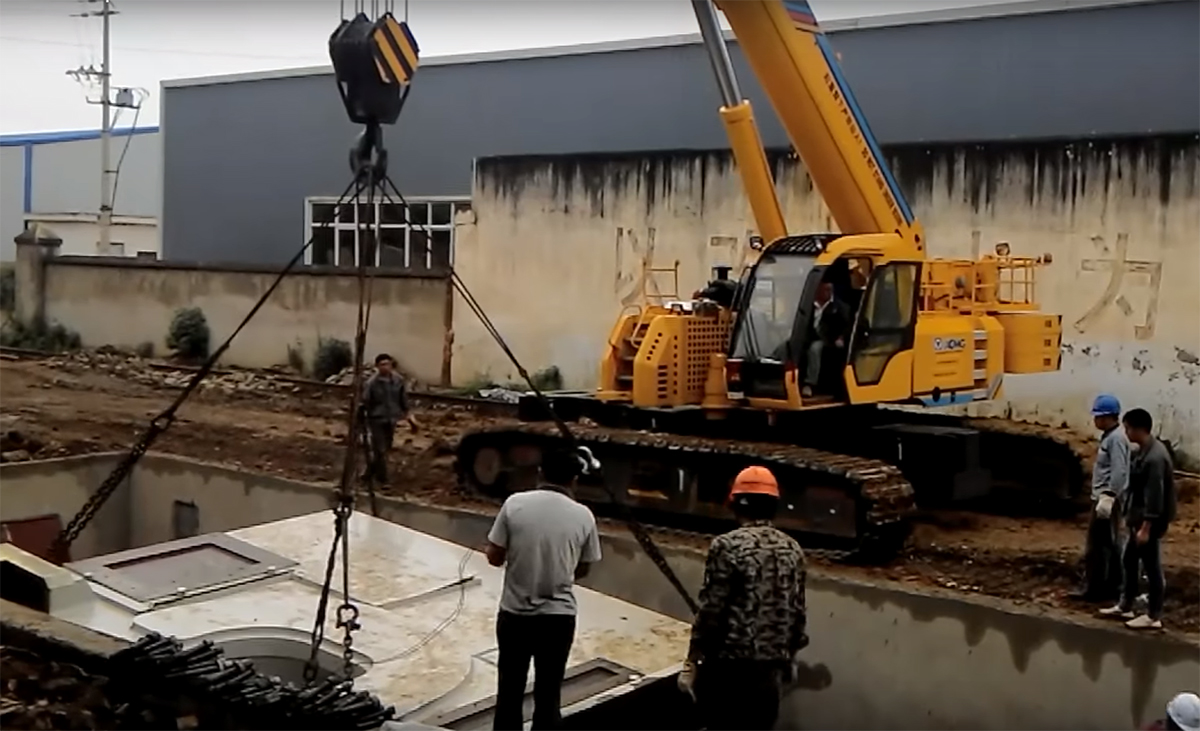 Official video of Chinese equipment manufacturer XCMG's XGC Series Telescopic Crawler Cranes