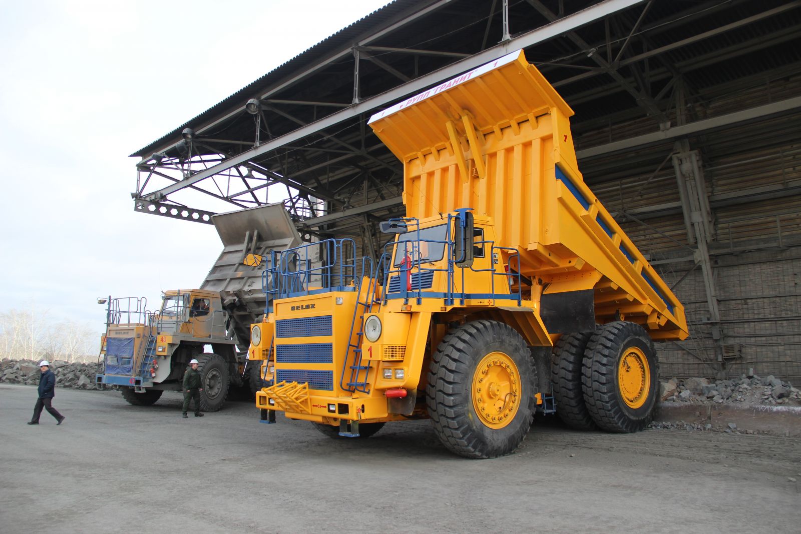 Belaz-75571-mining-dump-truck-5