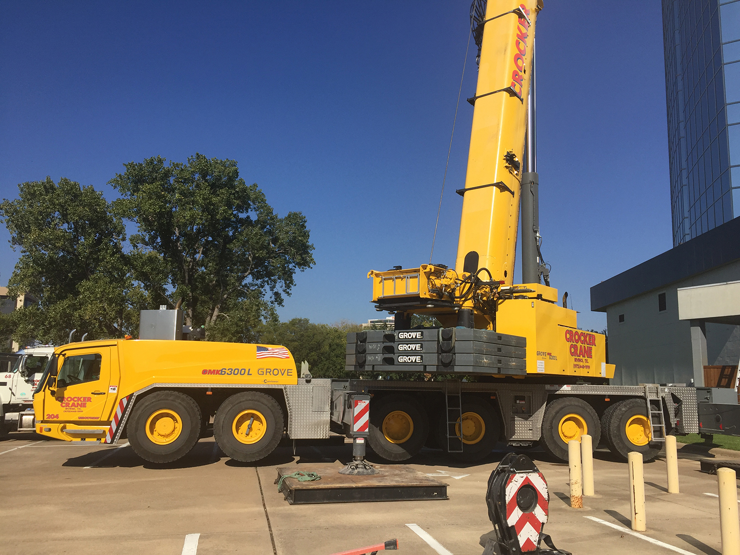 Crocker Crane's Grove GMK6300L spotted working for Zenith