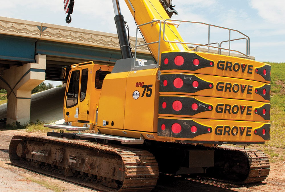 Grove GHC75 telecrawler increases efficiency on Hwy Project for Manhattan Road & Bridge