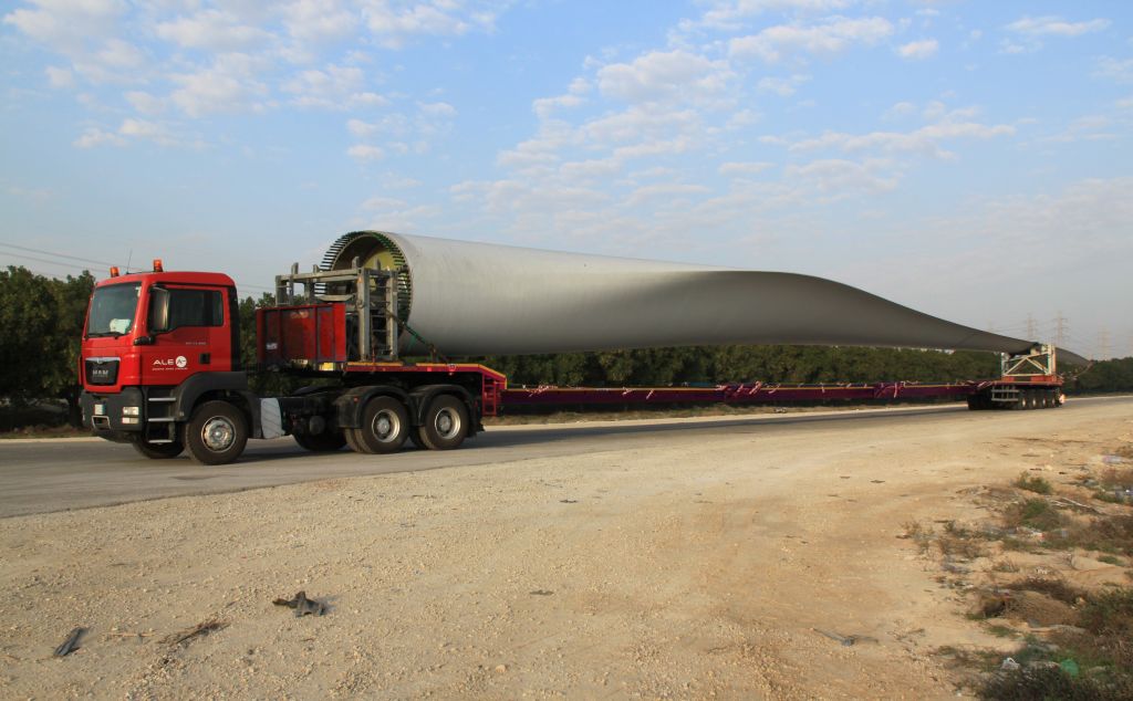 Ale-Heavy-Lift-Wind-Turbine-6