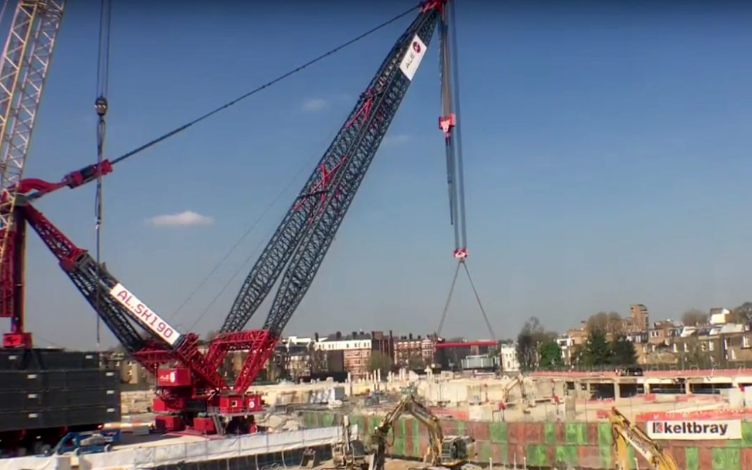 The ALE AL.SK190 crane, one of the world’s largest land cranes has taken up residence in London.