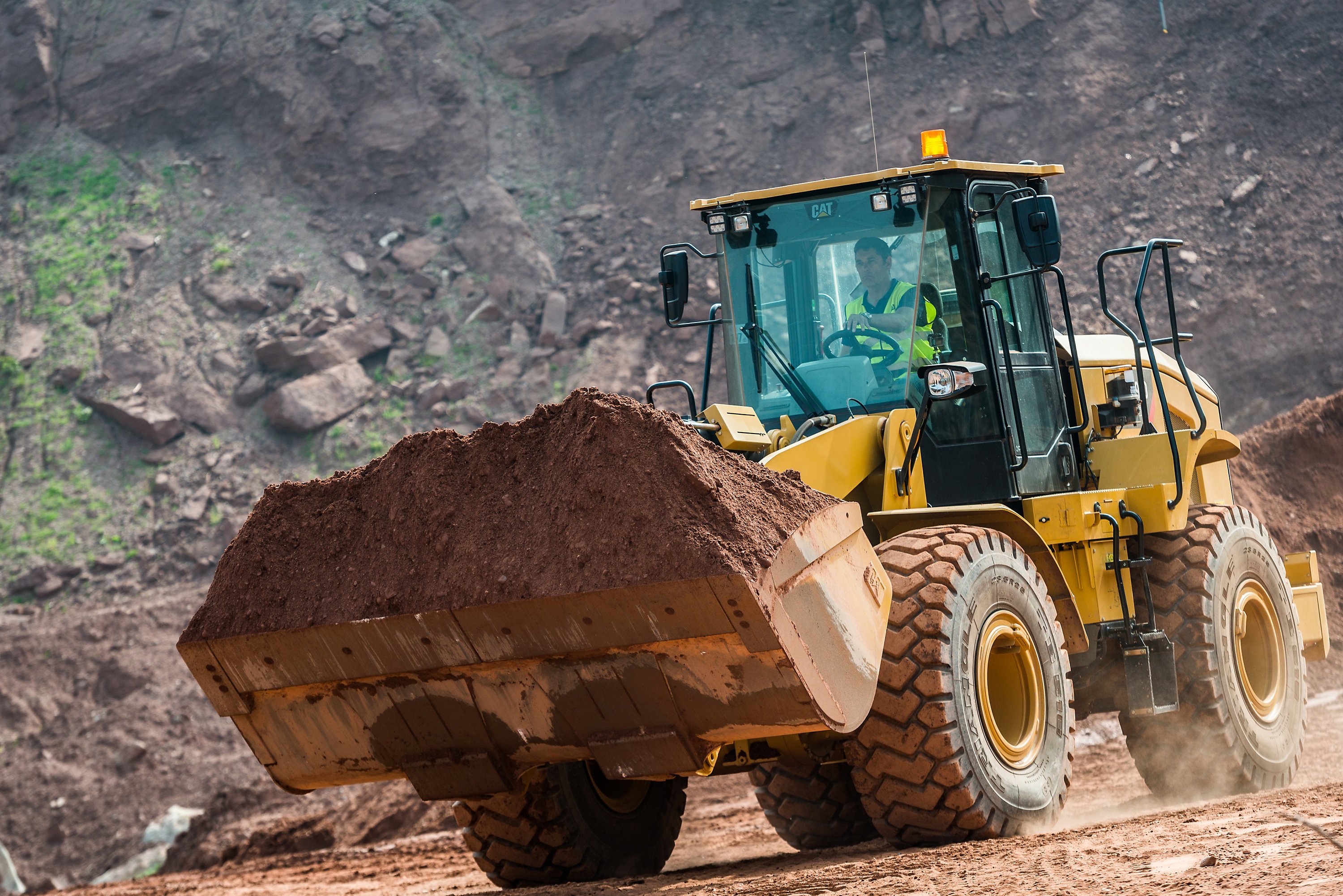 CAT 950 GC wheel loader expands choices for North American and