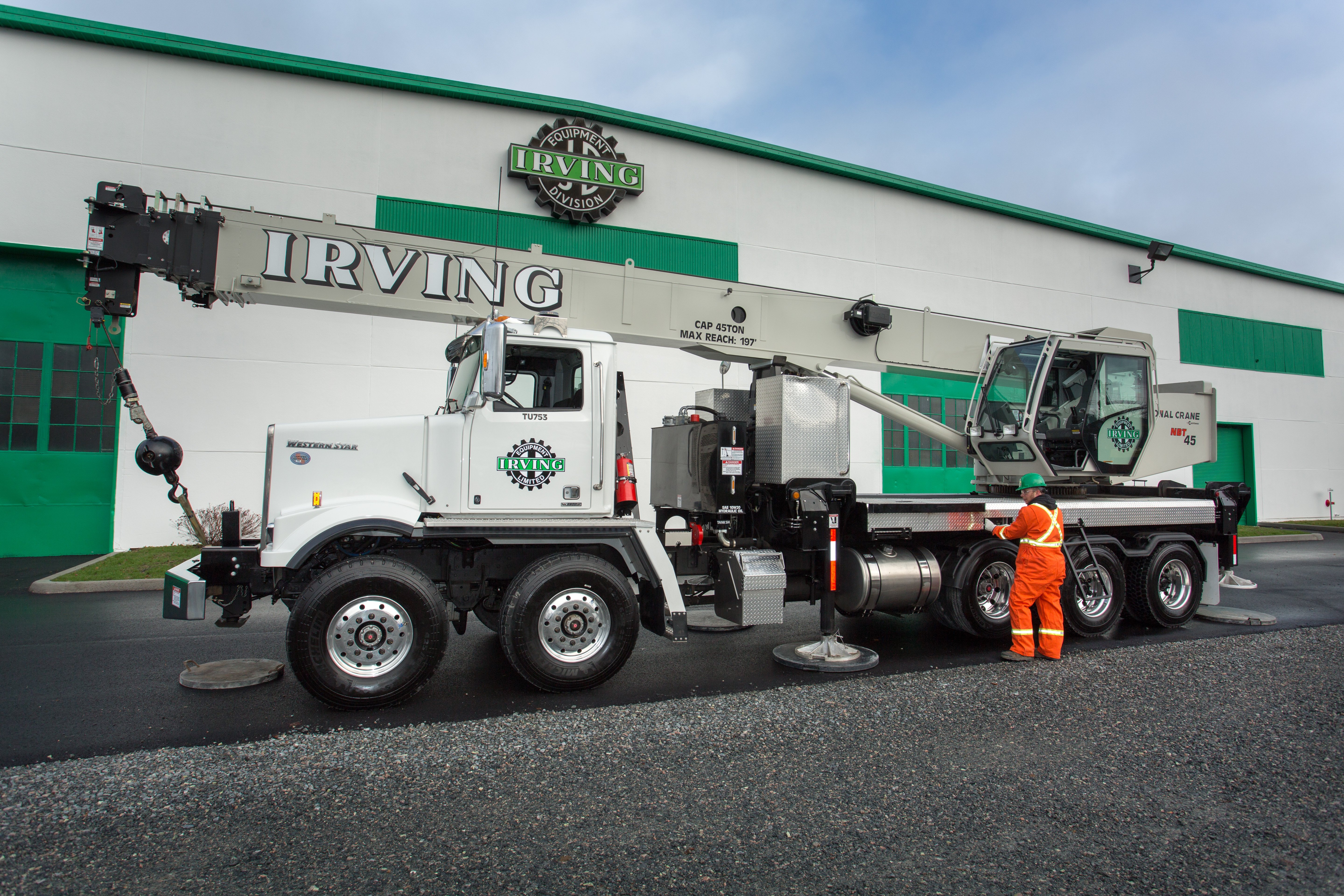 Irving Equipment has taken delivery of a customized National Crane NBT45 to strengthen its product offering and provide unprecedented reach and efficiency to its customers in Canada’s Maritime Provinces.