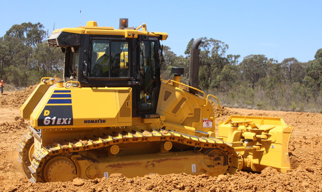 Australian firm is pleased with the purchase of the intelligent Komatsu D61EXi-23
