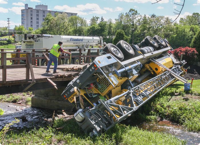 50-ton Grove Truck Crane crashes through wooden bridge in Pennsylvania