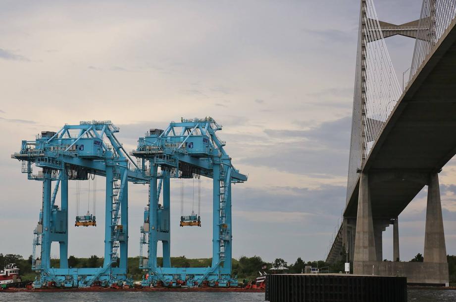 JAXPORT moving massive ship to shore cranes to new terminal