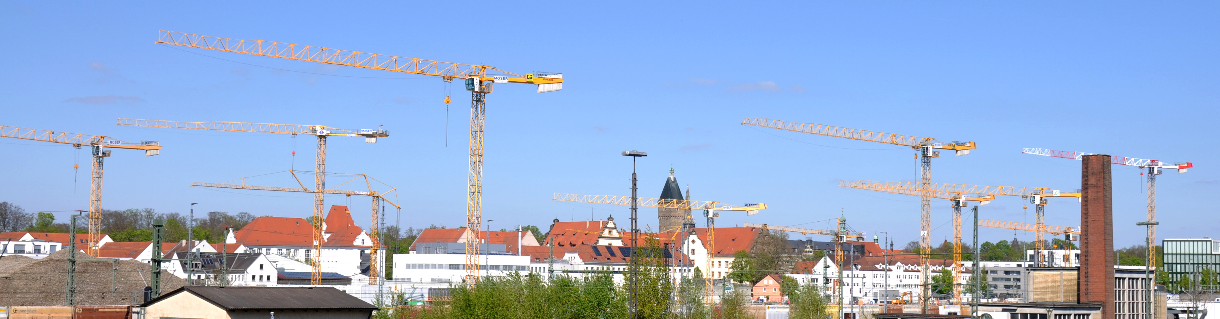 A fleet of 13 Potain tower cranes is helping to build a new residential and commercial district in Regensburg, Germany. The new district, named “Das DÖRNBERG,” is only miles from Regenburg’s historic old town, which has been a UNESCO World Cultural Heritage since 2006.