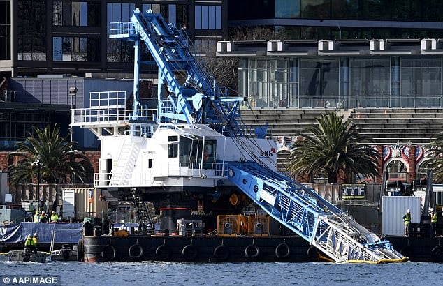 Crane Boom fails and slips underwater in Sydney Harbor