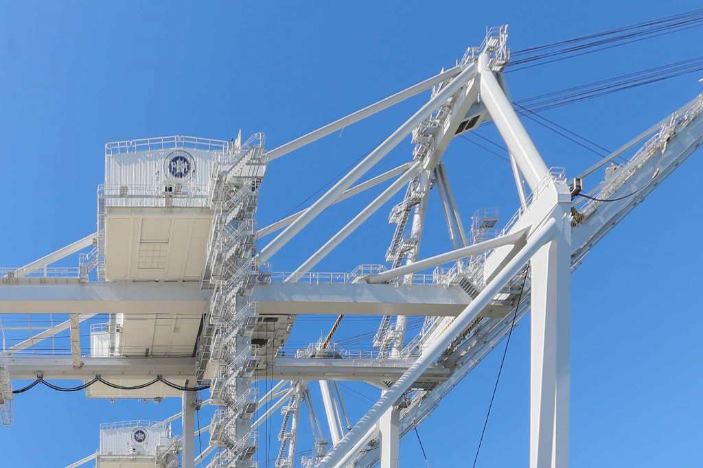 Port-Houston-ZPMC-ship-to-shore-cranes-1