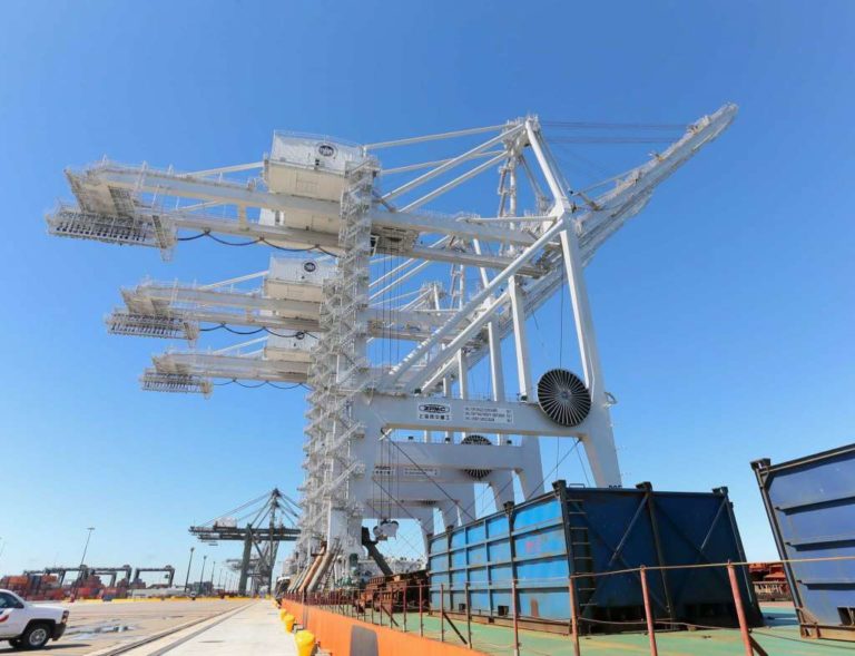 Three ZPMC ship to shore cranes valued @ $33.5M arrive in Port Houston ...