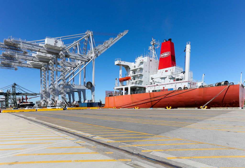 Port-Houston-ZPMC-ship-to-shore-cranes-3