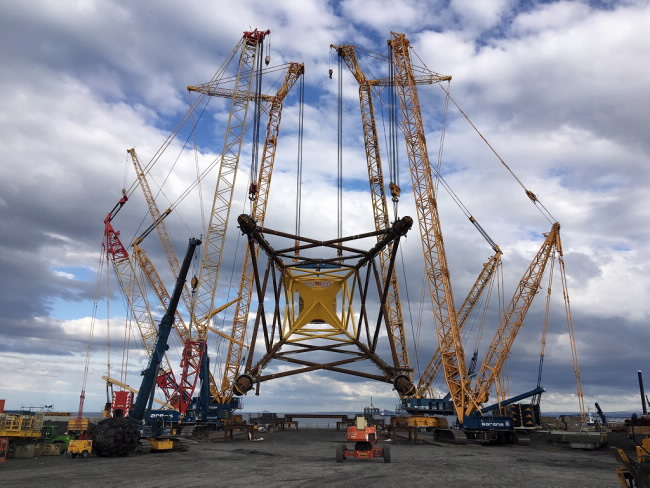 Saren’s uses four Demag Crawler Cranes for Offshore Windfarm Project in Northern Scotland