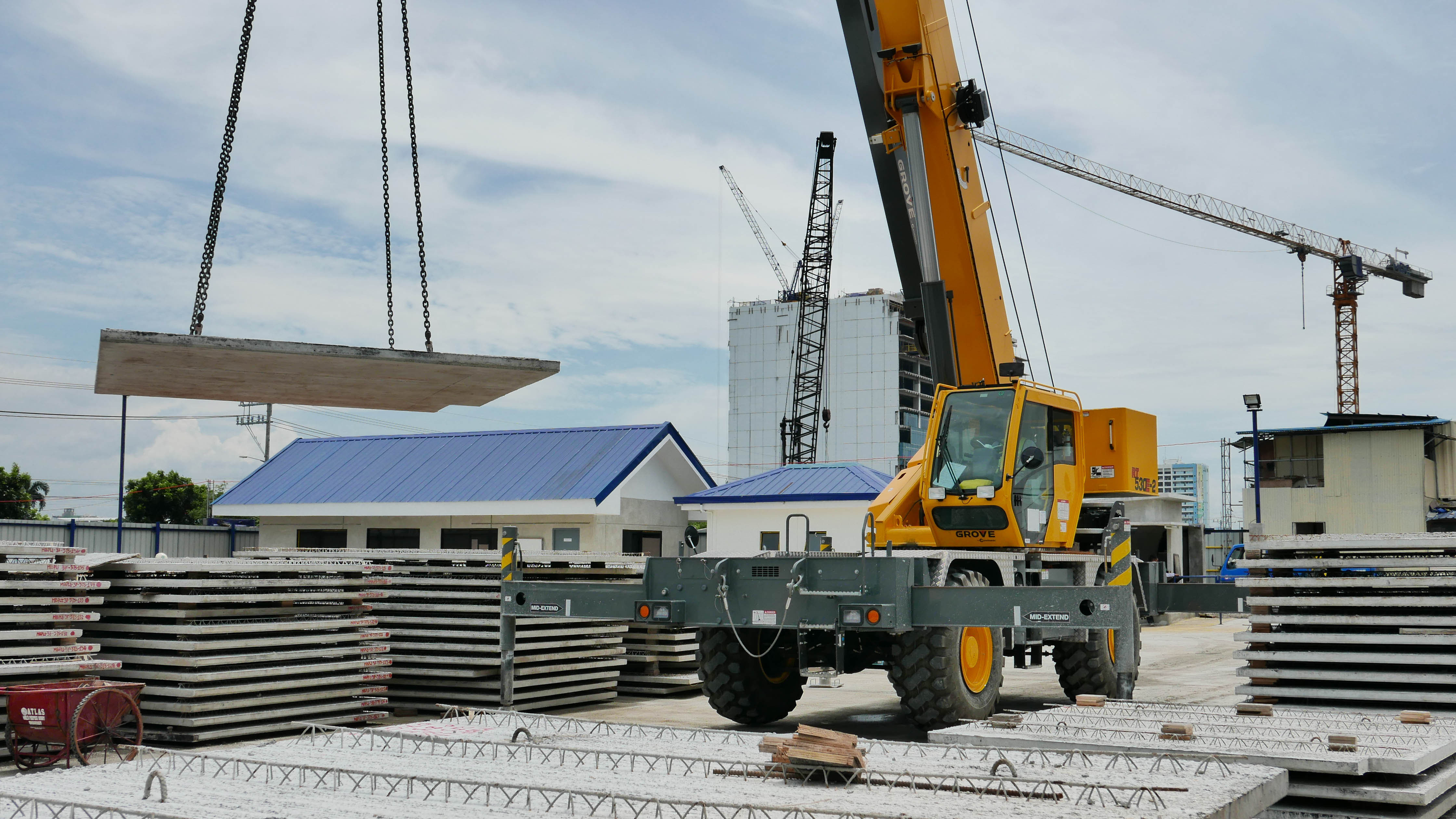MDC Equipment Solutions (MEQ) add Grove cranes to fleet in Philippines