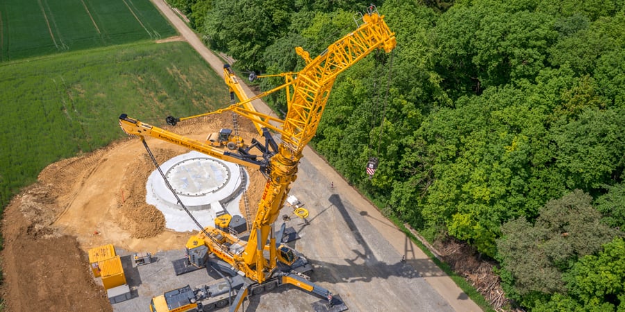 Max Bogl assembles Liebherr 630 EC-H hammerhead tower crane with LTM 11200-9.1 All Terrain crane
