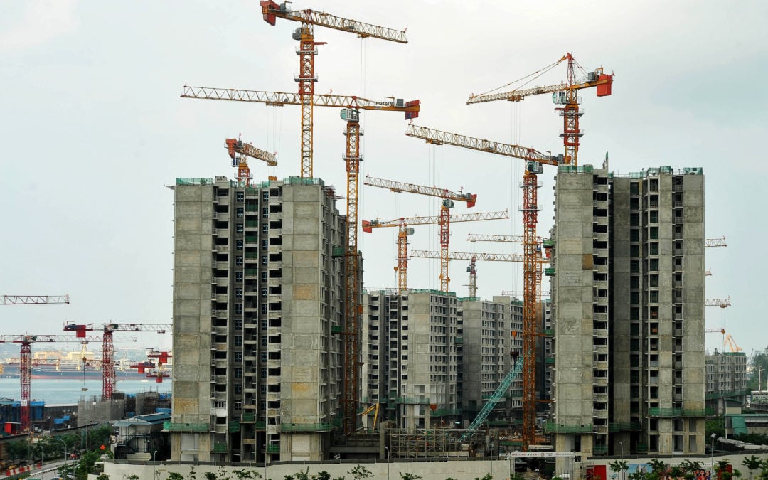 Potain MCT 385 tower cranes dominated on the site of Singapore’s first ‘smart’ housing block